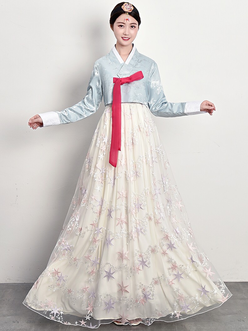 女士古装服饰价格 女士古装服饰图片 星期三