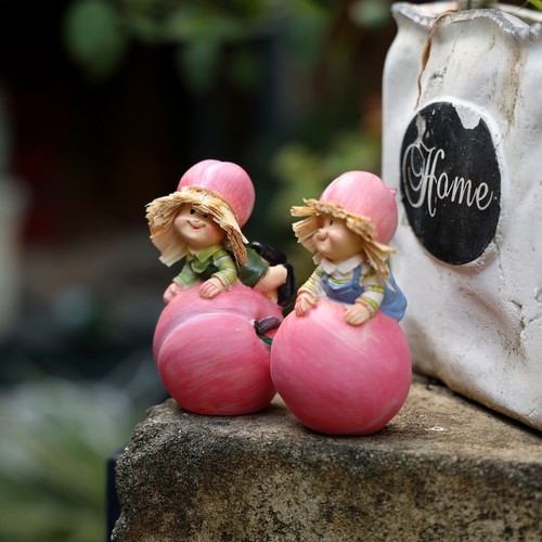 创意可爱水果情侣吊脚娃娃客厅卡通电视柜置物架玩偶家居装饰摆件