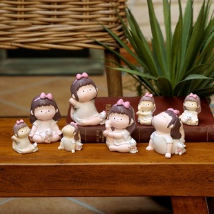 可爱治愈系瑜伽小萌宝萌妹子办公室桌面隔板解压闺蜜送礼装 饰摆件