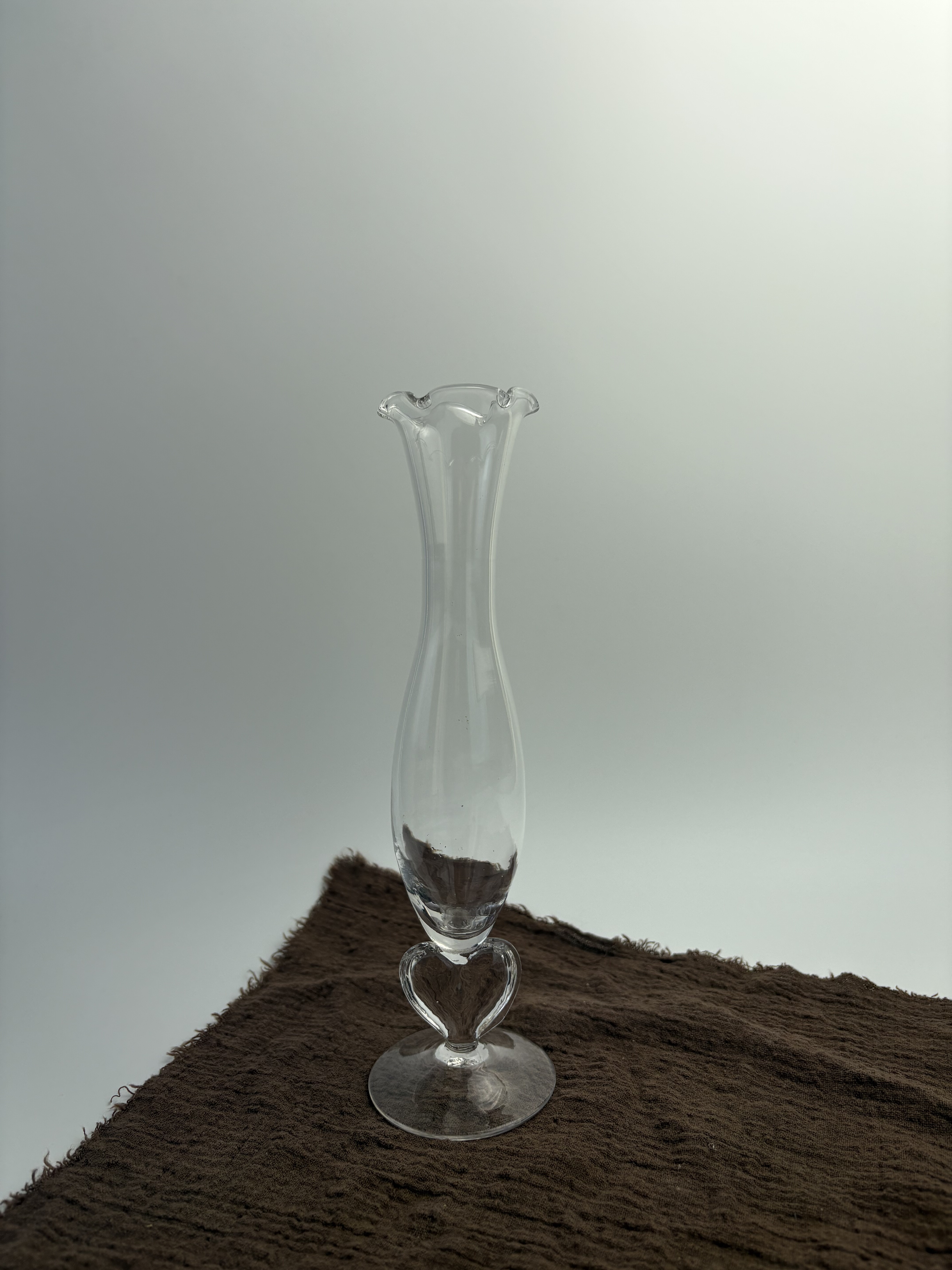 中古vintage透明原色料喇叭口花瓶摆件复古人工吹制爱心玻璃花瓶