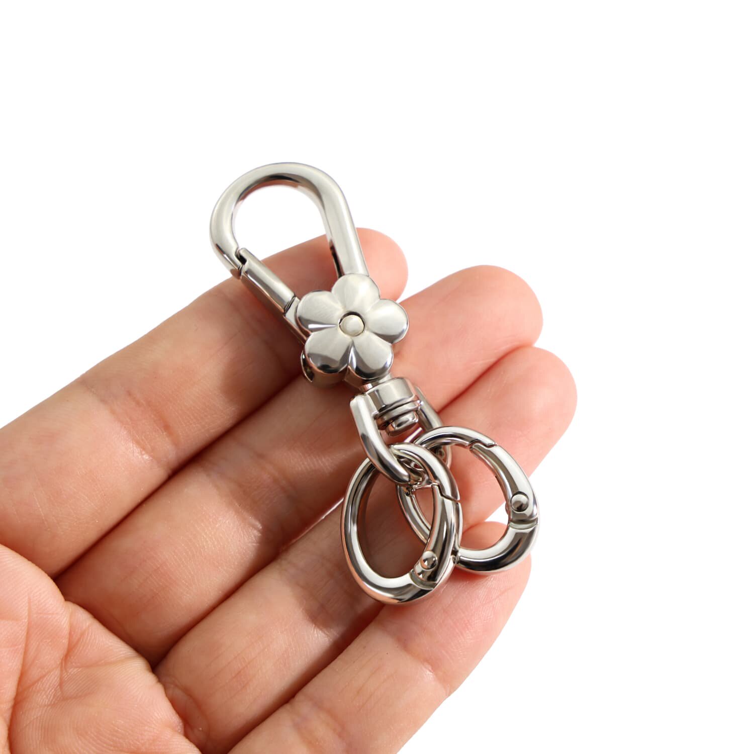 多功能随身钥匙扣玩偶娃娃挂扣配件腰间配饰扣防丢收纳扣随身携带