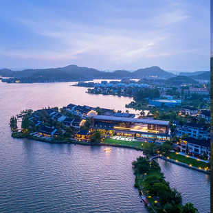 【春节限定】宁波东钱湖万金雷迪森1-2晚套餐+自助早餐+国风旅拍