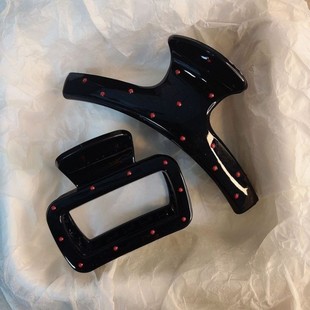 黑色波点抓夹女高级感2024新款 后脑勺鲨鱼夹发夹头饰高端发卡发饰