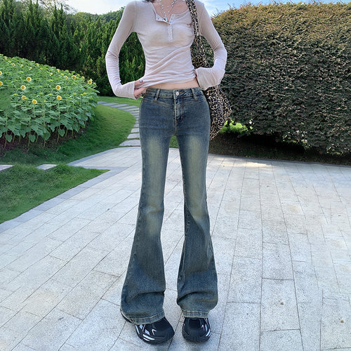 RJVO复古怀旧微喇牛仔裤