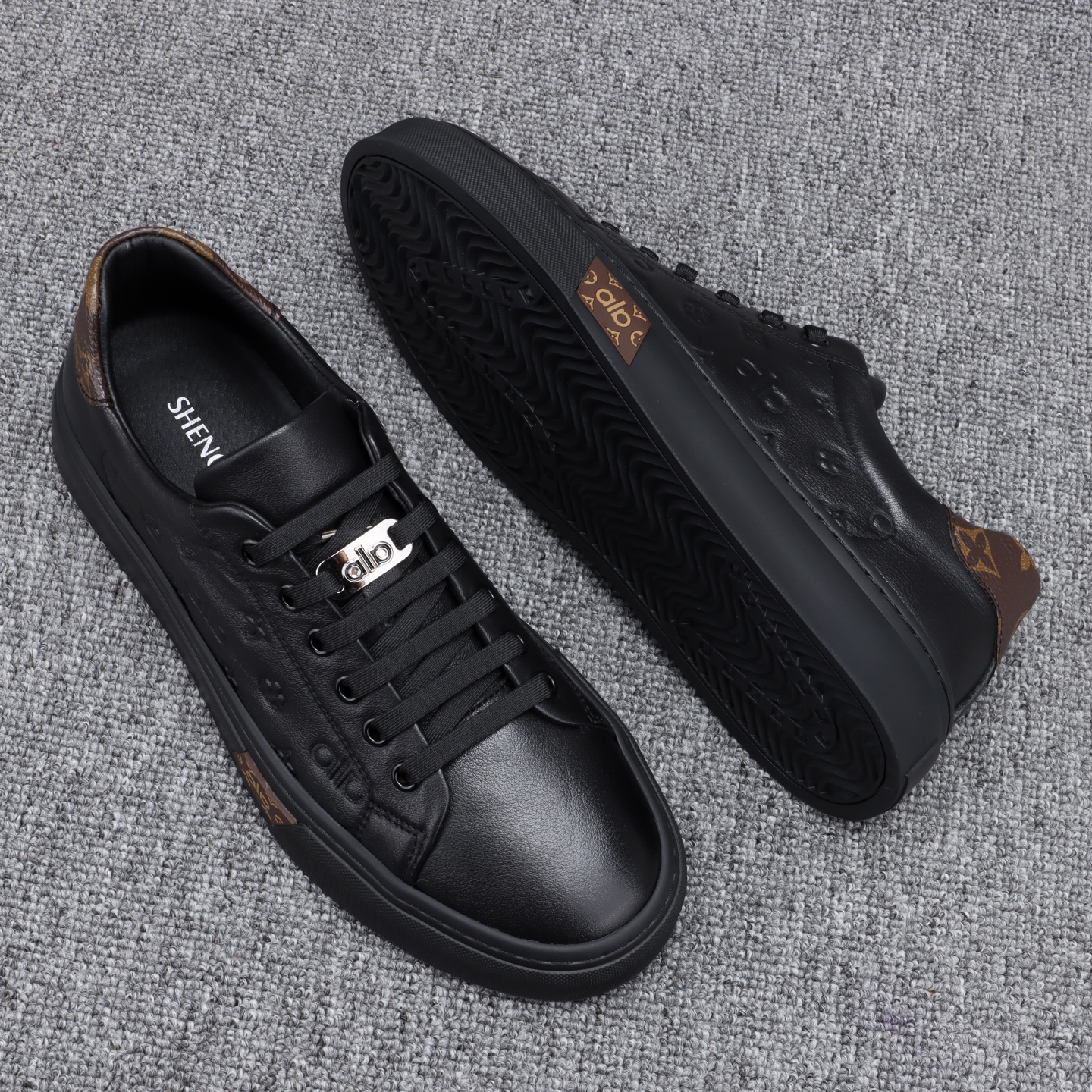 欧洲站男鞋秋季透气休闲板鞋