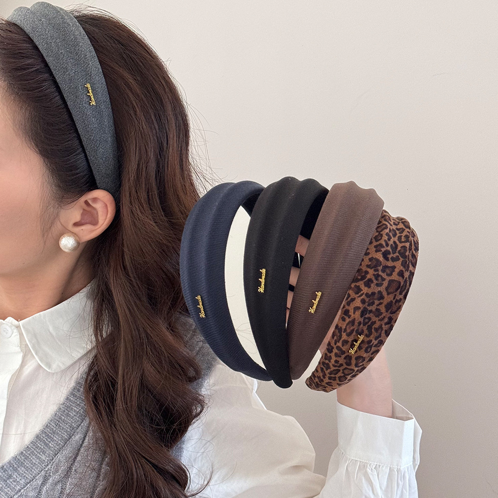 早秋新款韩系复古字母豹纹宽边绒面发箍女生高颅顶高级感洋气时尚