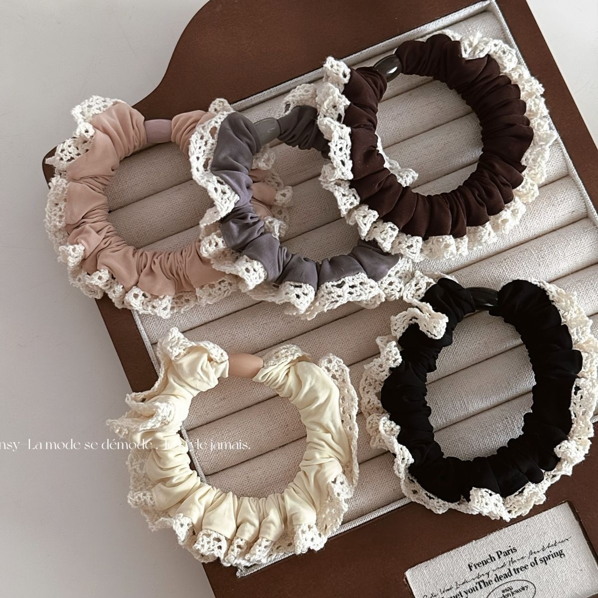 蕾丝木耳边柔软舒适面膜冰丝小号肠发圈韩版新款时尚简约马尾发饰