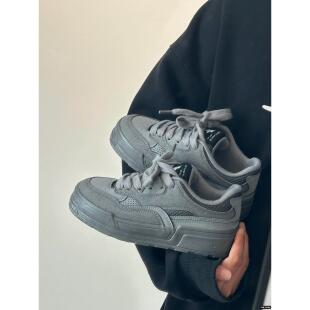 女款运动鞋休闲板鞋小众水泥灰厚底美式复古面包鞋子运动小白鞋