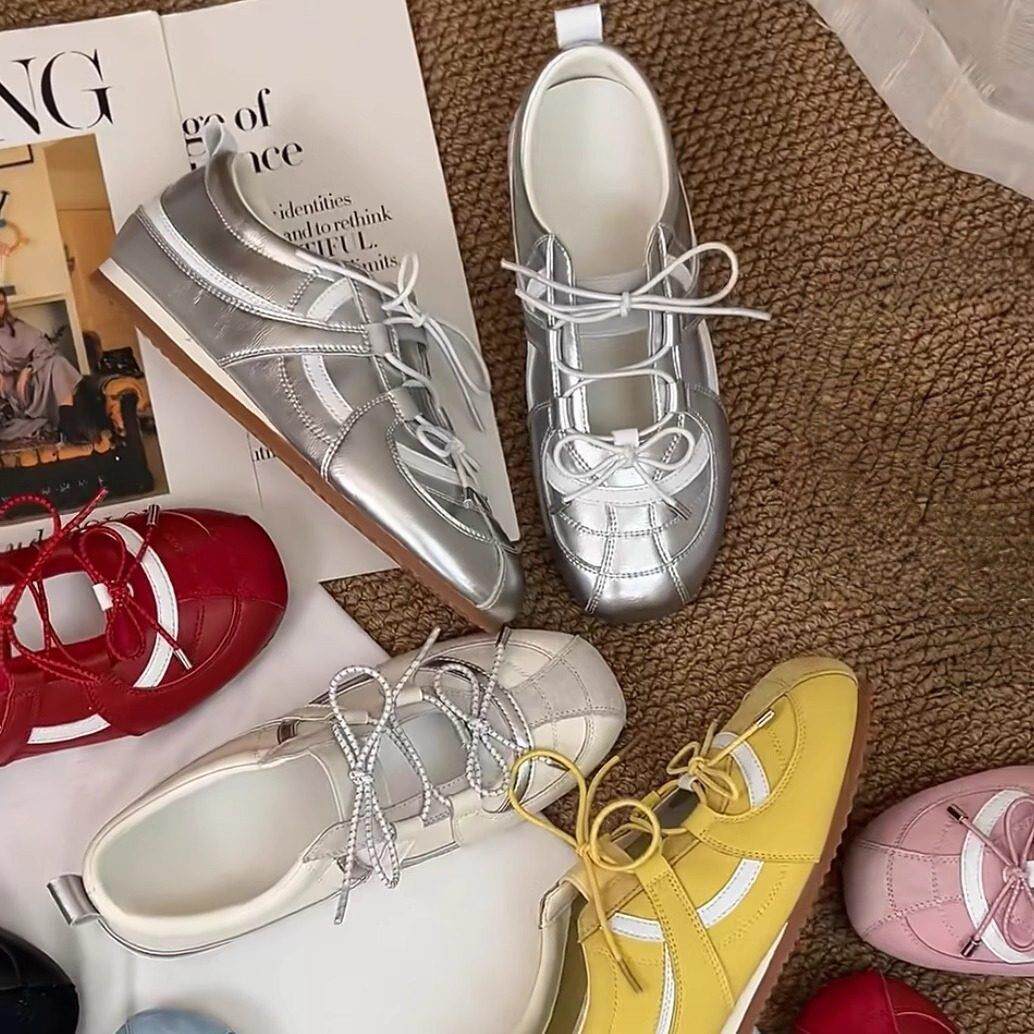 女士芭蕾风德训鞋复古银色女2026春季新款百搭系带休闲运动平底鞋