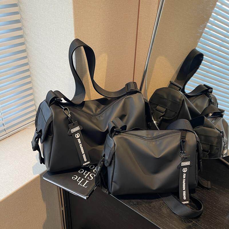 男士防水轻便运动斜挎包时尚高级感牛津布大容量单肩斜跨包短途包