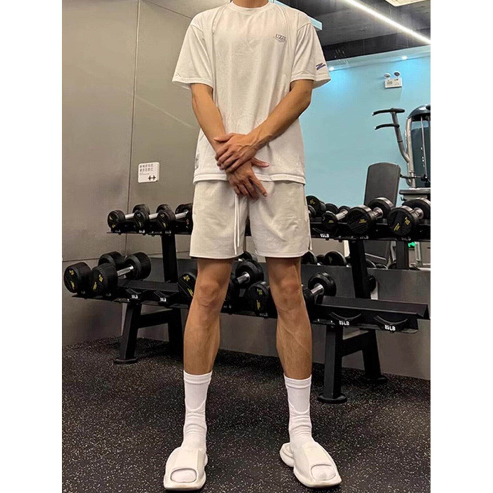 运动短裤男跑步速干五分裤美式黑色健身男款夏季冰丝裤休闲四分裤