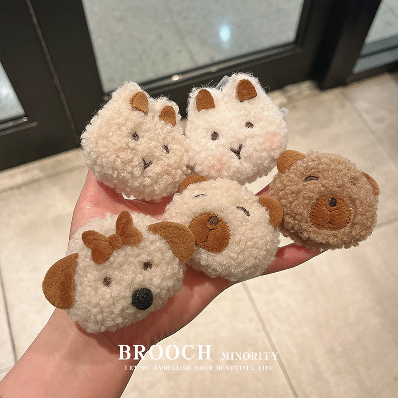 美拉德色系小熊狗狗小兔胸针玩偶可爱卡通动物头公仔配饰毛绒别针