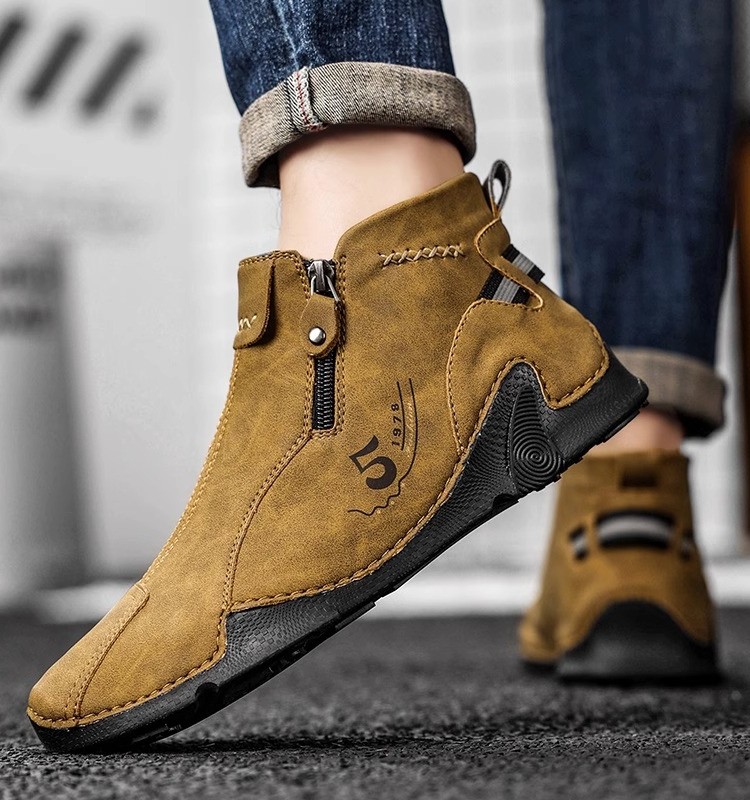 马丁靴男款休闲皮鞋大码