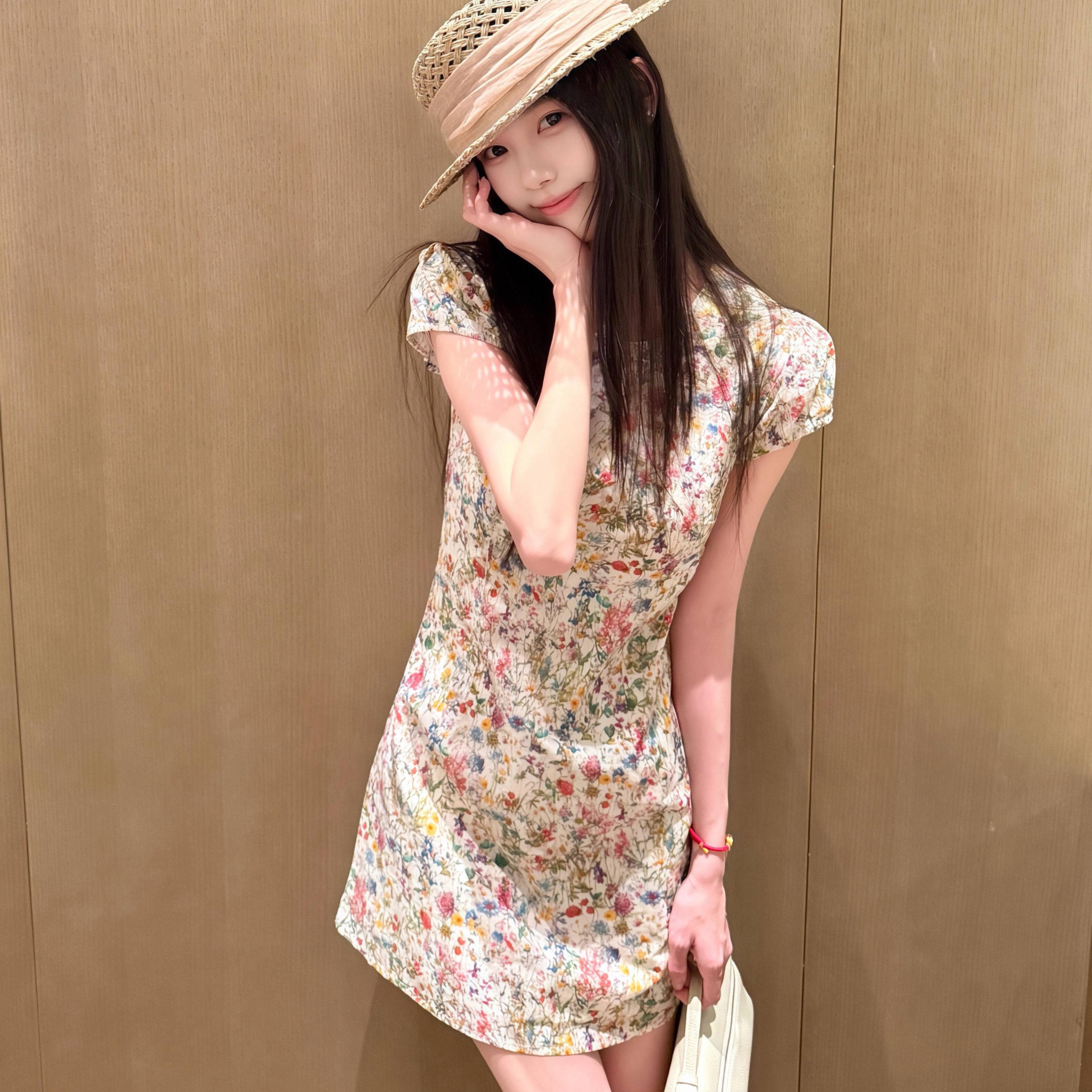 夏季油画田园风修身收腰碎花女