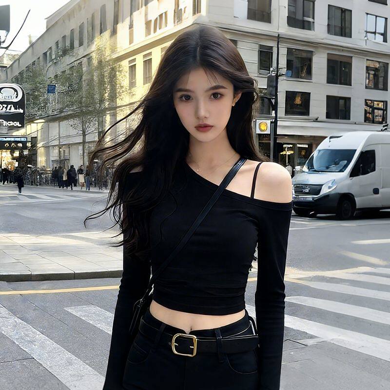 春装新款吊带辣妹风斜领露肩长袖T恤女修身显瘦露脐短款黑色上衣
