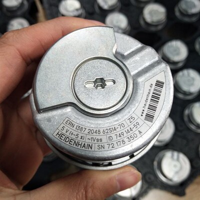 长春电梯EI53C9.25-2048-SA5N2T编码器ERN 2048 62S14海德汉1387