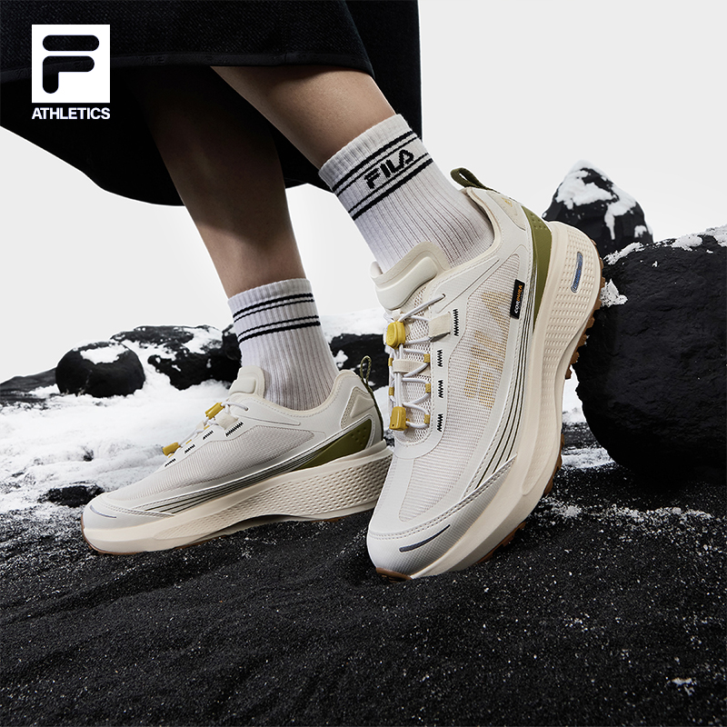 FILA斐乐女子运动跑步鞋