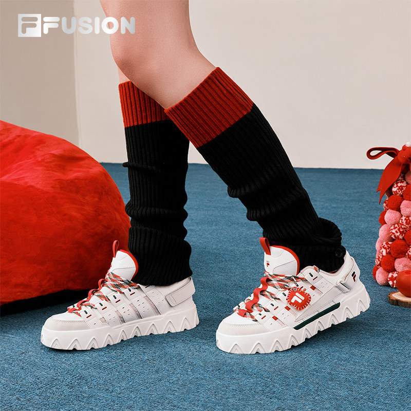 FILA FUSION斐乐潮牌女鞋PISA XMAS 圣诞版滑板生活鞋2026春新款,运动鞋new,板鞋,淘宝优惠券,粉丝福利购,淘宝优惠卷