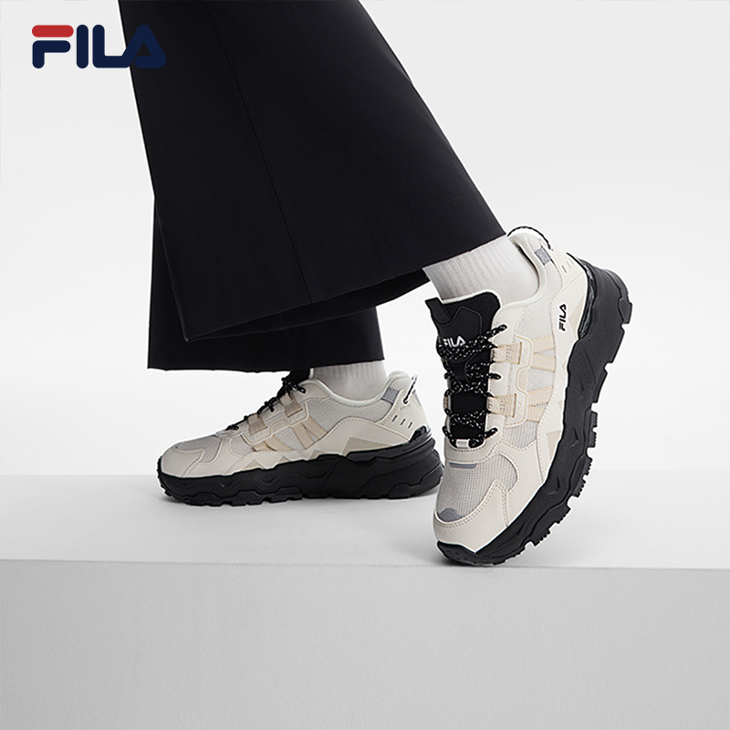 FILA斐乐女子复古运动鞋