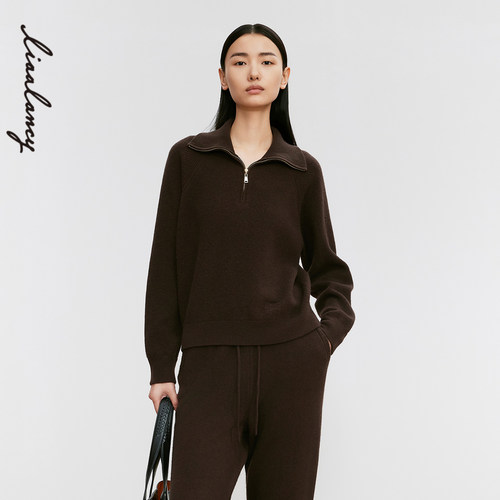 插肩袖型 翻领拉链 格纹肌理