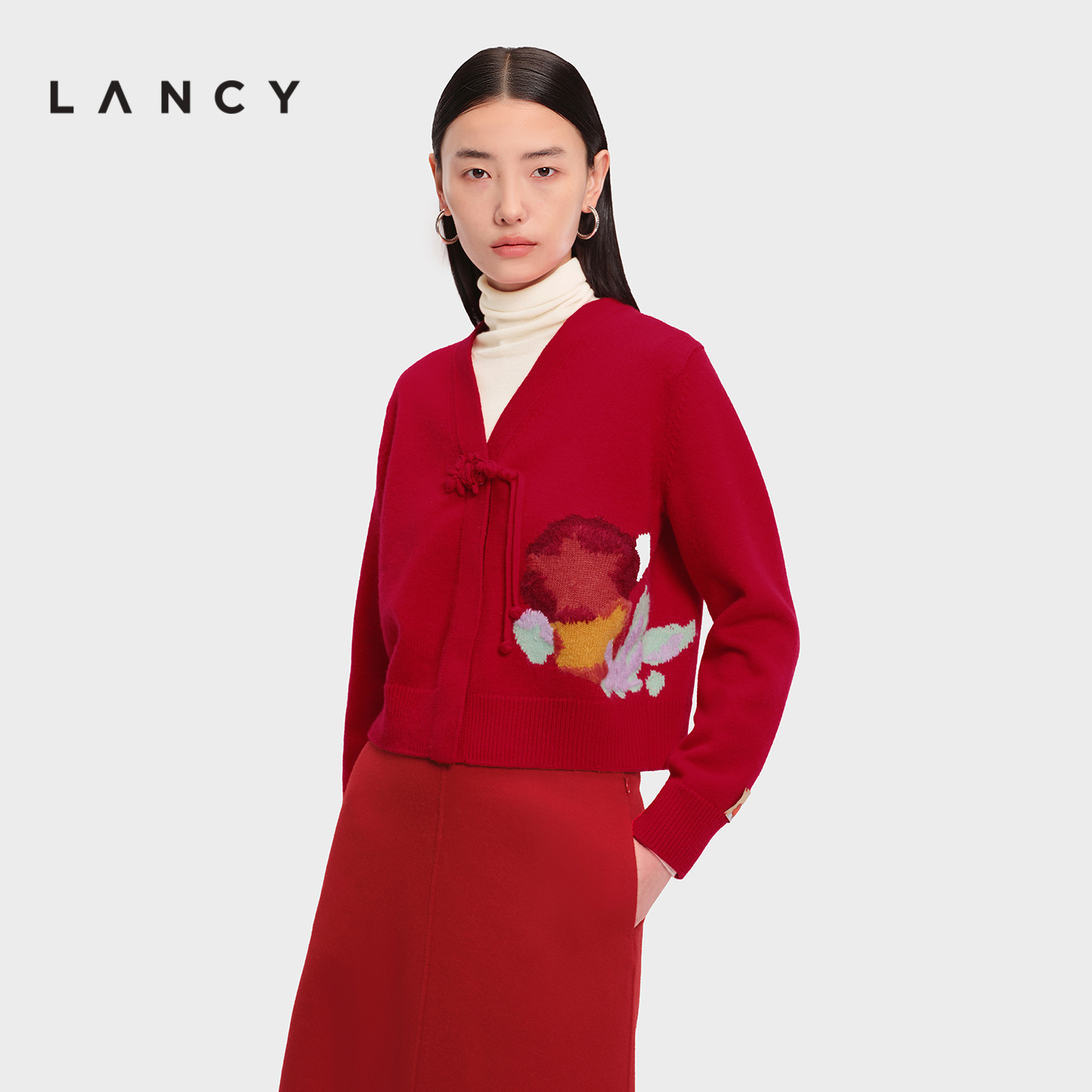 【金玉满棠】LANCY/朗姿2026春新款新年新中式盘扣V领短针织开衫