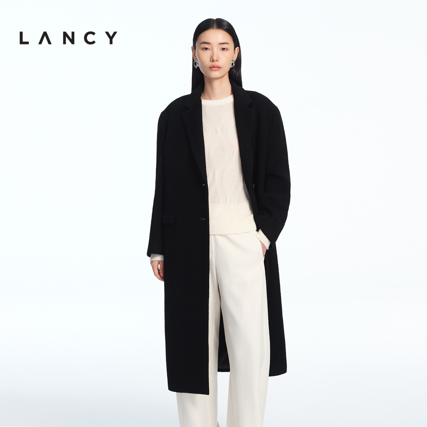 修身长款 西装领型 单排扣饰