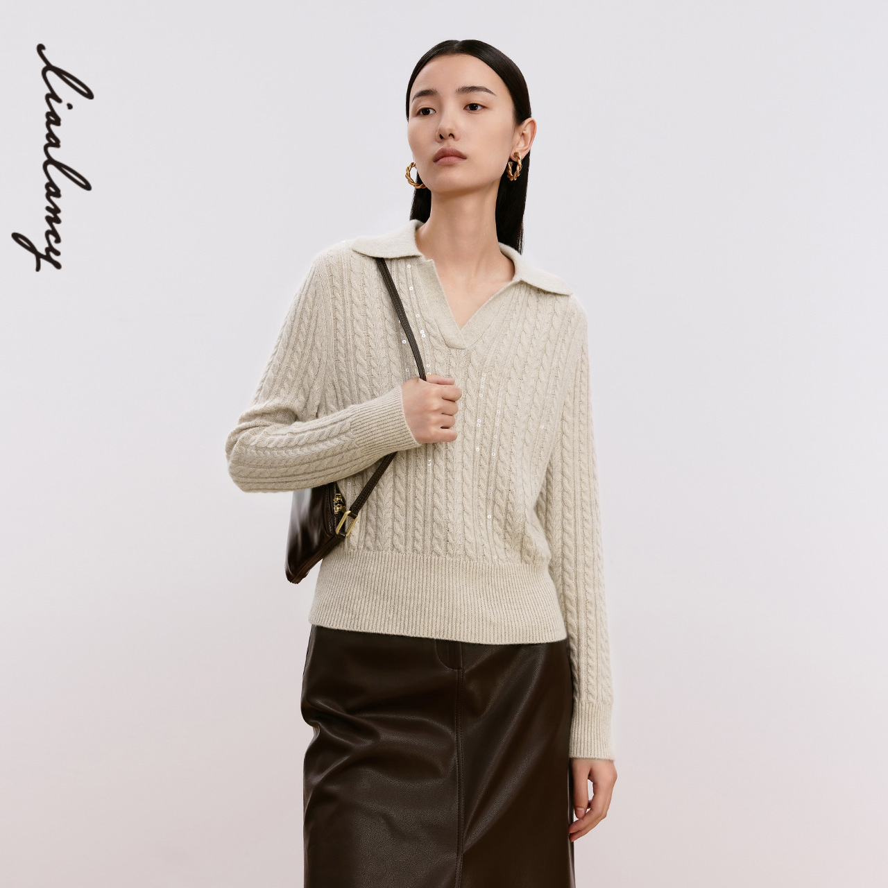 麻花纹理 珠片点缀 优雅领口