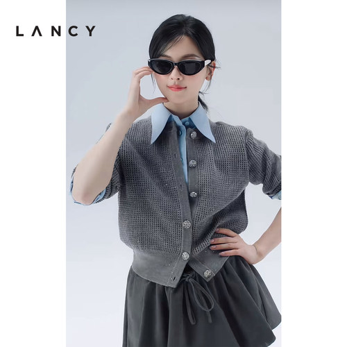 镂空设计 精致钻扣 亮片组织