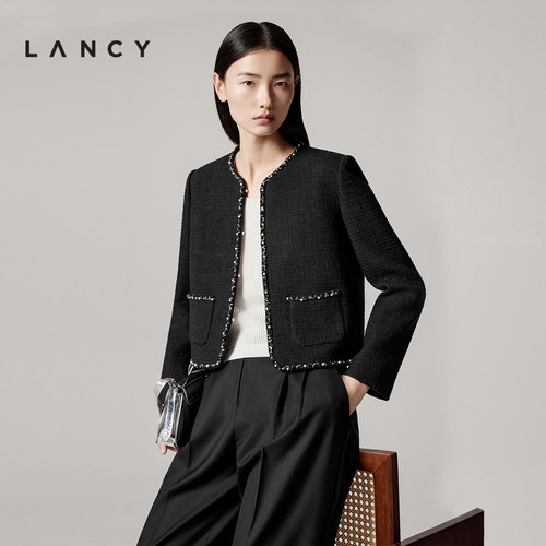 直身剪裁 精致珠饰 手工织带