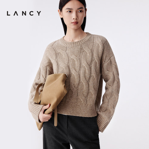 绞花纹理 短款版型 柔暖质感