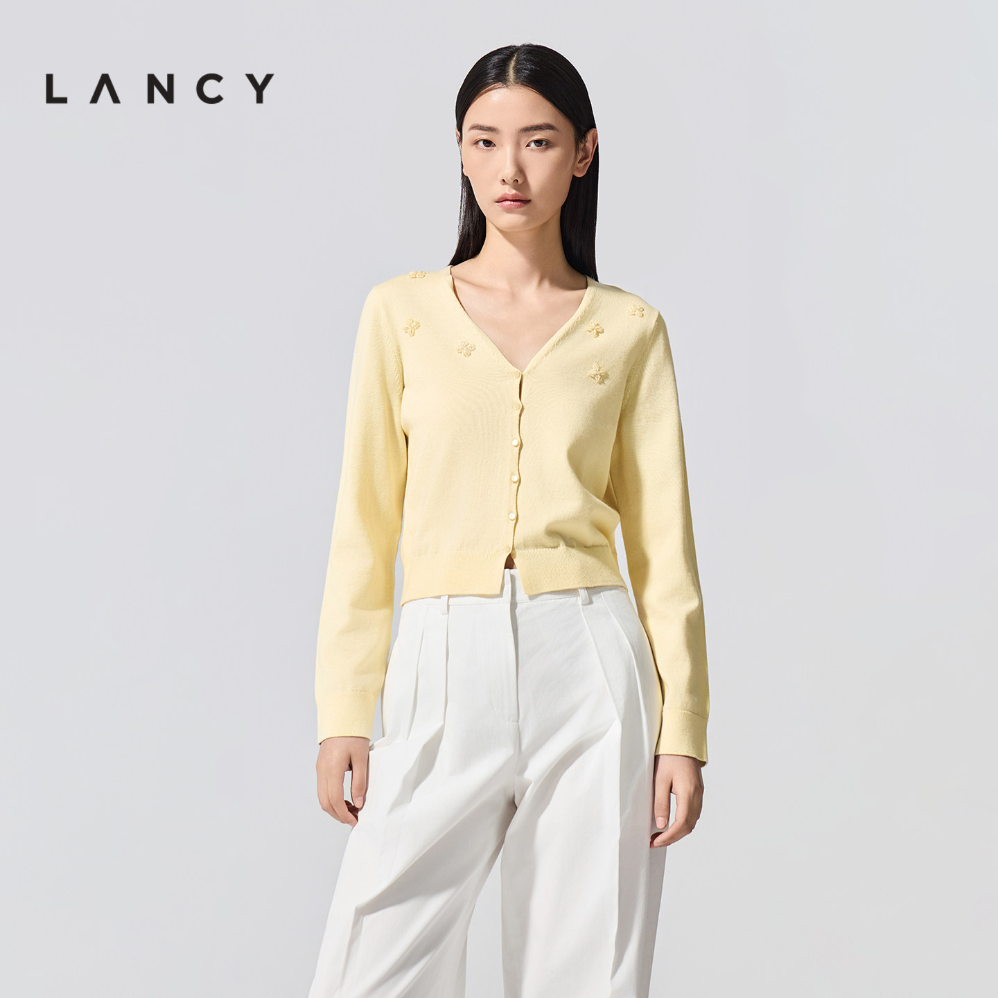LANCY/朗姿2026春新款气质V领短针织开衫棉感羊毛钉珠花卉上衣女,女装/女士精品,毛针织衫,淘宝优惠券,粉丝福利购,淘宝优惠卷