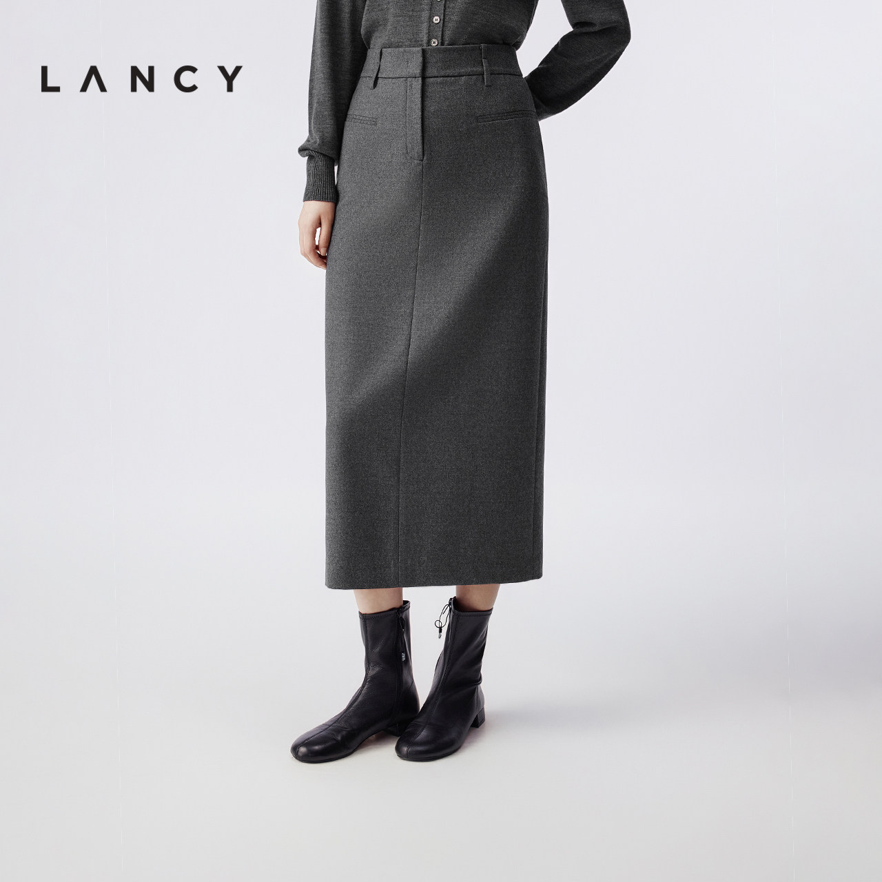 直身裙型 前襟开合 细致肌理