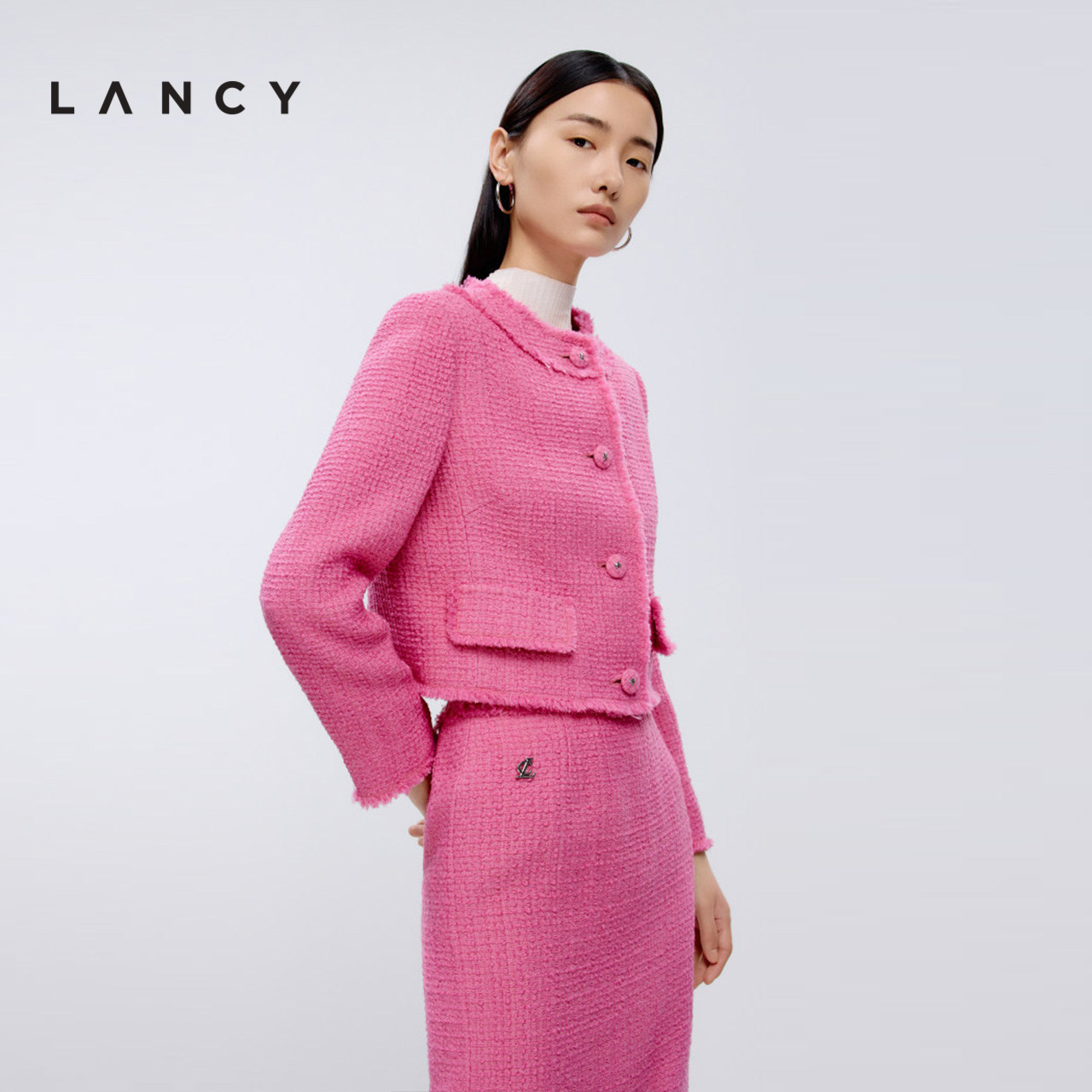 利落短款 新颖毛边 本布包扣