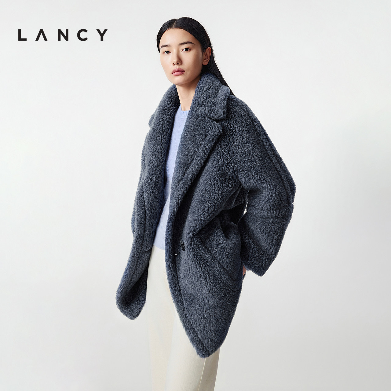 【羊毛驼绒】LANCY/朗姿2025冬新款大翻领廓形泰迪熊颗粒大衣外套