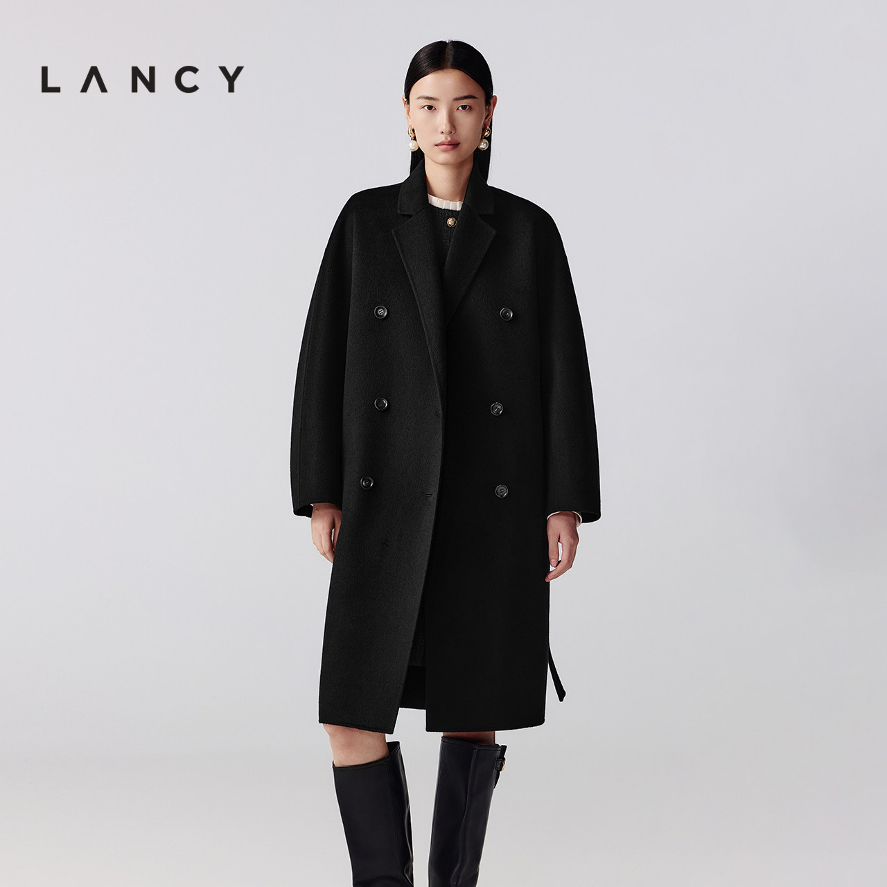 经典版型 腰带收束 双排扣饰