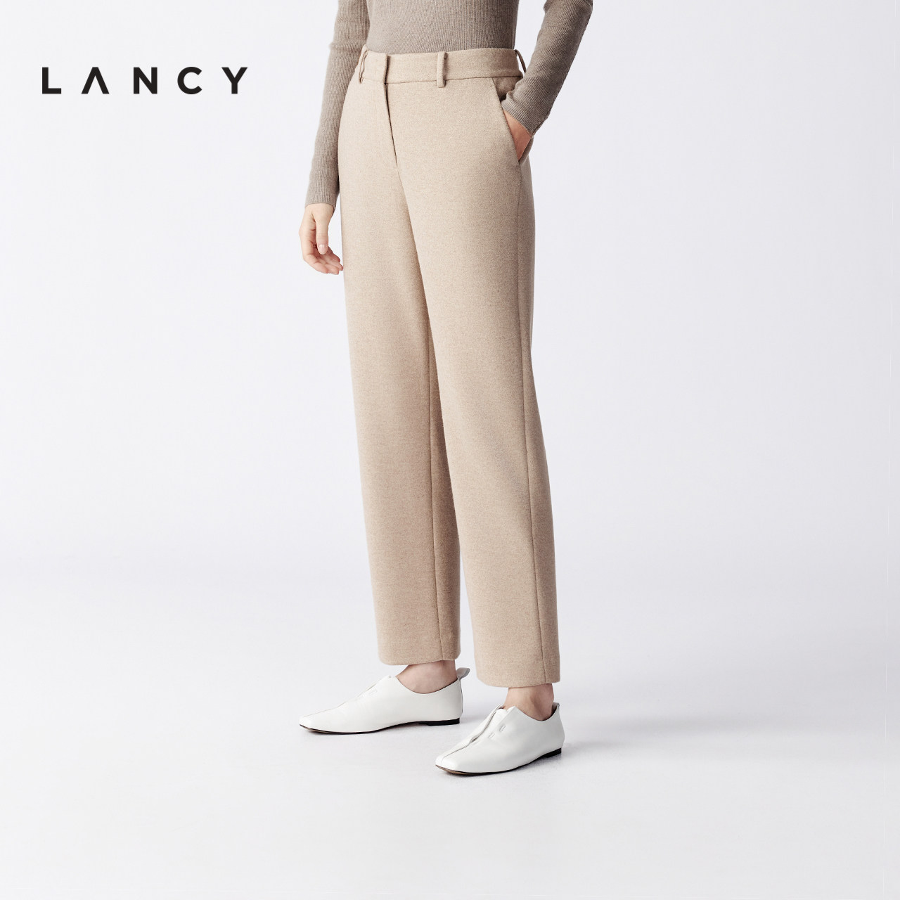 LANCY/朗姿2025冬季新款简约通勤直筒修身休闲裤女高级感百搭长裤