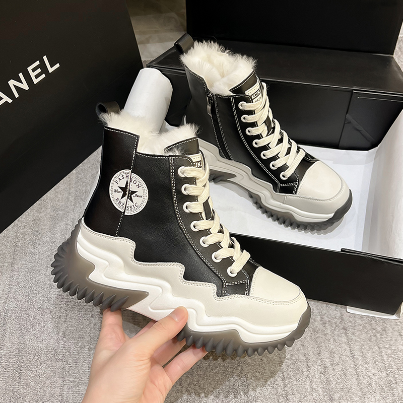 雪地靴女高帮小白鞋加厚大棉鞋