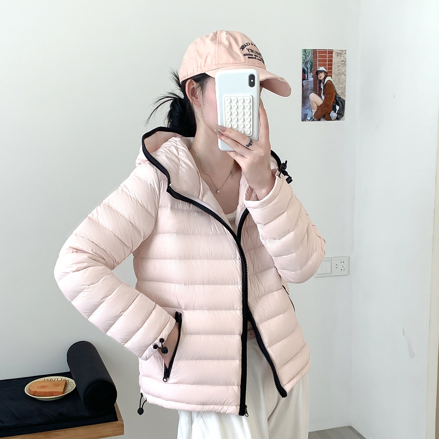 新国标95白鸭绒羽绒服女2026新款短款连帽小个子撞色轻薄保暖外套