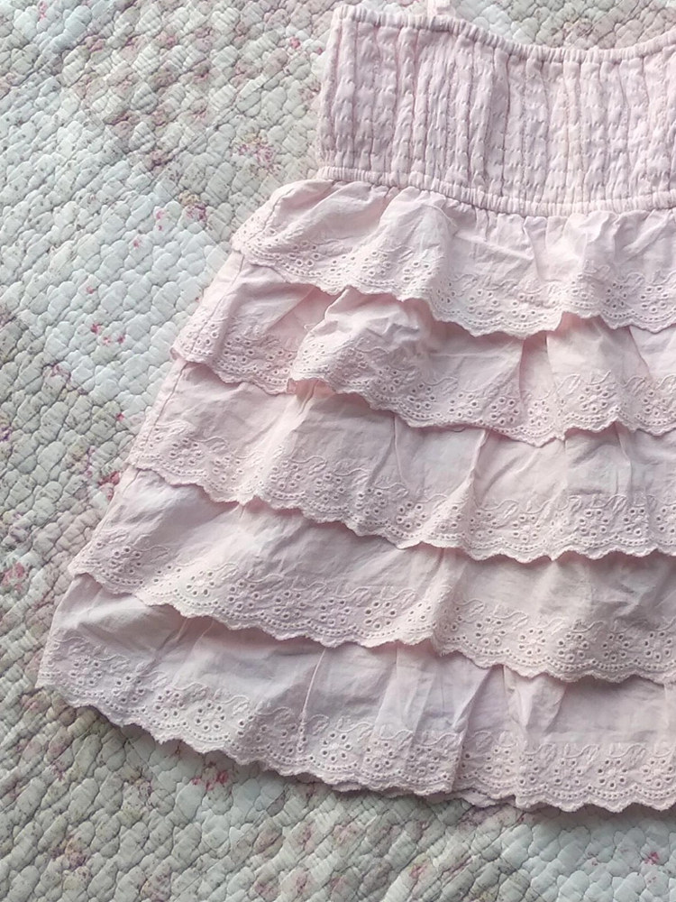 Get the "Goddess Vibe": Wavy Slim-Fit Spaghetti Strap Camisole - Product image 5