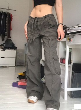 Low-Rise Grey Multi-Pocket Cargo Pants 低腰灰色多口袋工装裤