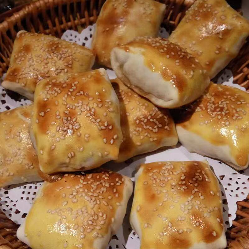 新疆风味特产美食酥皮馕坑烤包子特色羊肉小吃半成品早餐商用速食