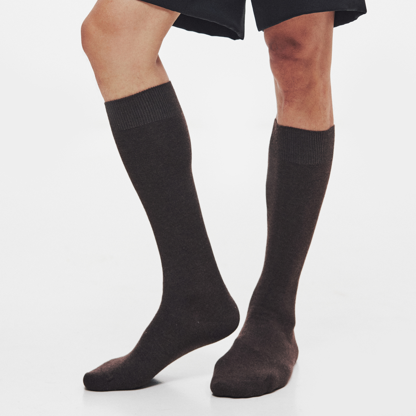 咖色简约舒适羊毛保暖加厚纯色男款秋冬舒适百搭抽条极简风小腿袜