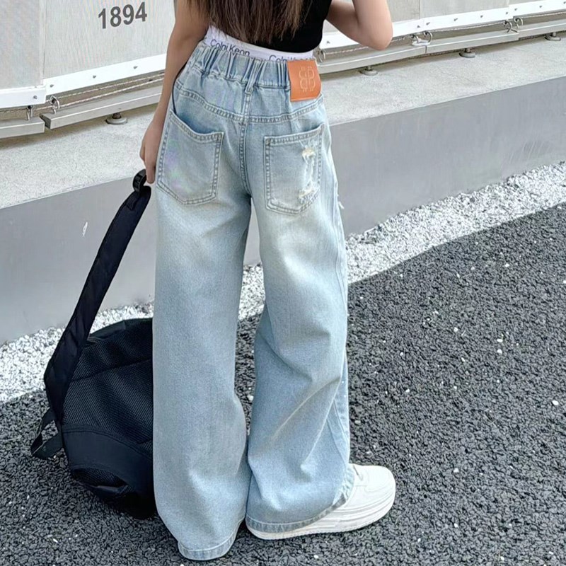 现货女童牛仔裤夏季薄款2024新款儿童直筒裤子大童夏装破洞女孩阔