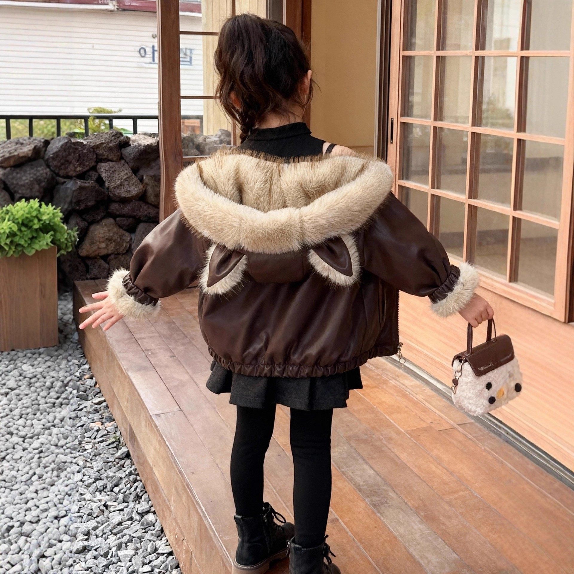 女童加绒皮衣外套秋冬2025新款儿童装皮夹克中大童冬装加厚上衣潮,童装/婴儿装/亲子装,夹克/皮衣,淘宝优惠券,粉丝福利购,淘宝优惠卷