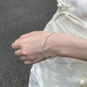 yangui燕归「星野」高级感动态莫比乌斯环简约足银S999实心手镯