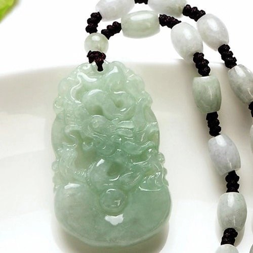 天然淡绿色玉吊坠十二12生肖鼠牛虎兔龙蛇马羊猴鸡狗猪玉坠项链男