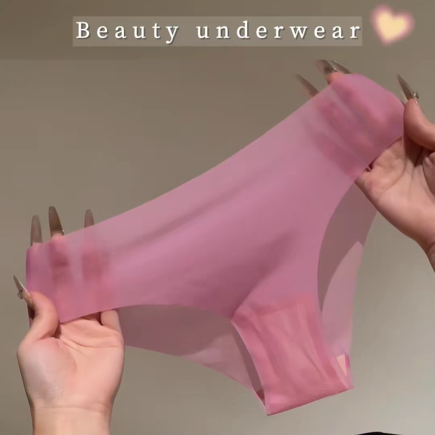 一片式无痕冰丝内裤女款纯棉裆低腰性感运动瑜伽裸感打底三角短裤