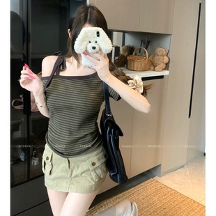 t恤女夏修身 韩系甜美紫色条纹斜露肩短袖 显瘦独特别致小个子上衣