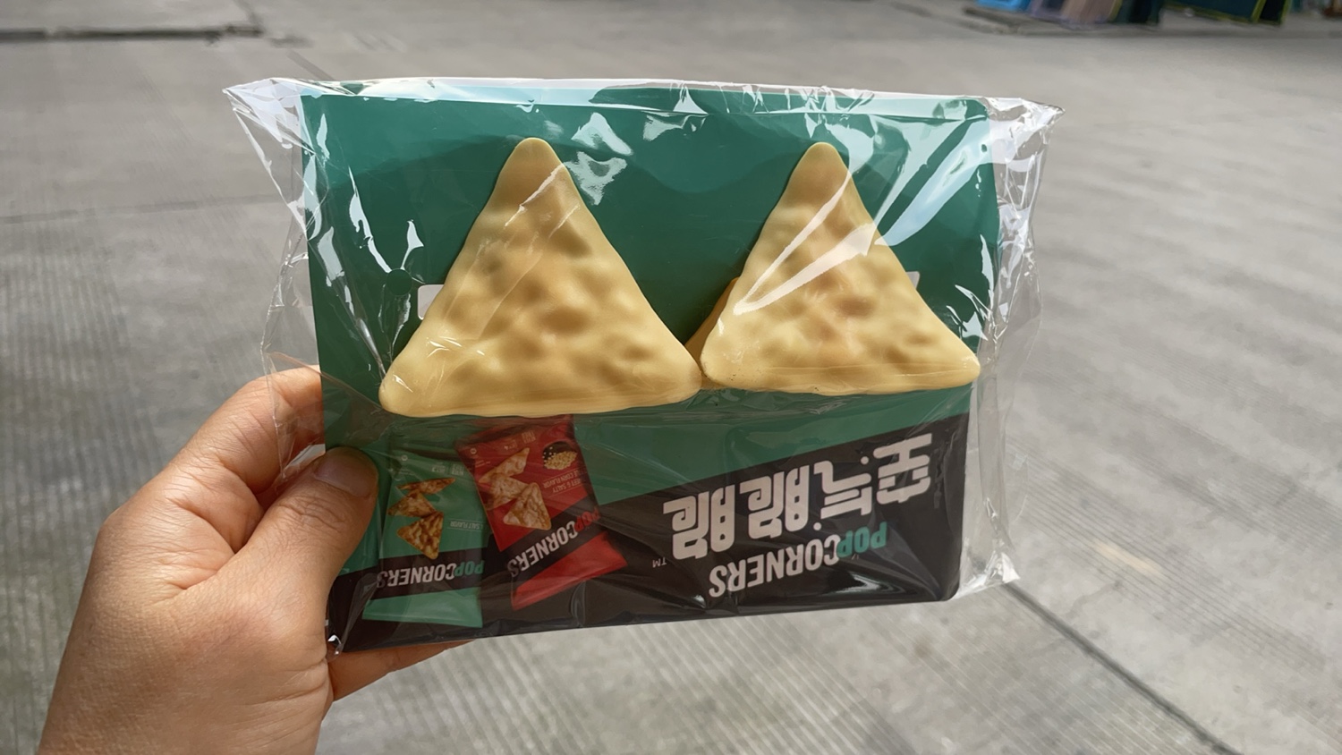 乐*赠品5版零食夹厨房便利夹试卷夹文件文具夹收纳塑料三角型夹子