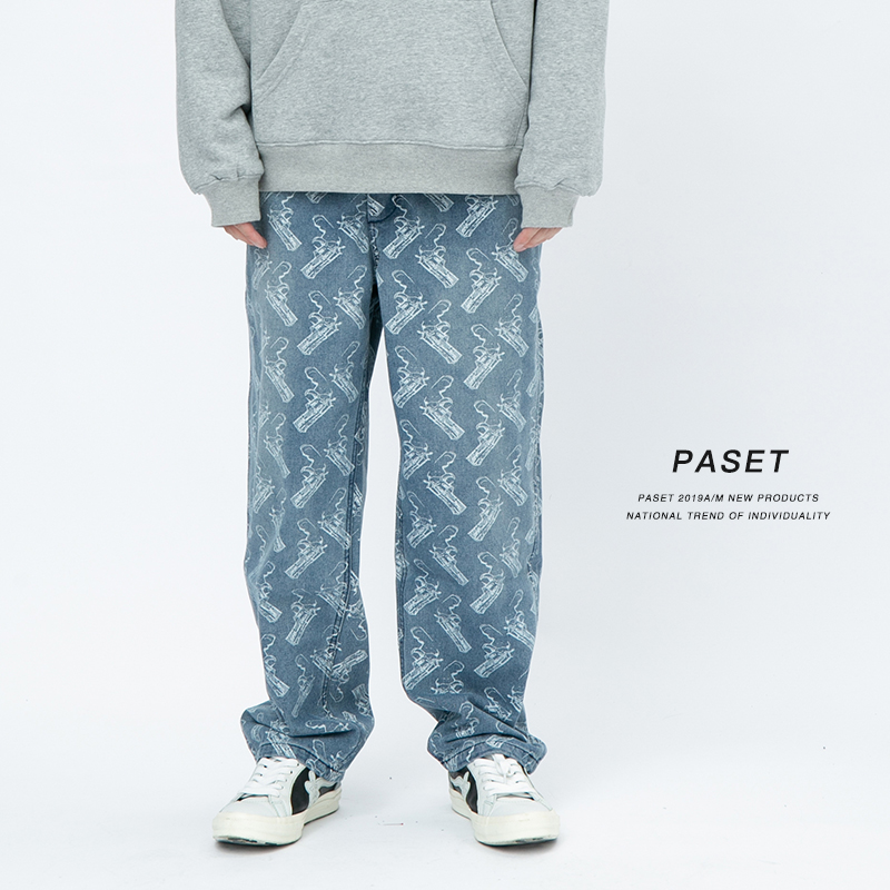 paset印花宽松直筒休闲牛仔裤